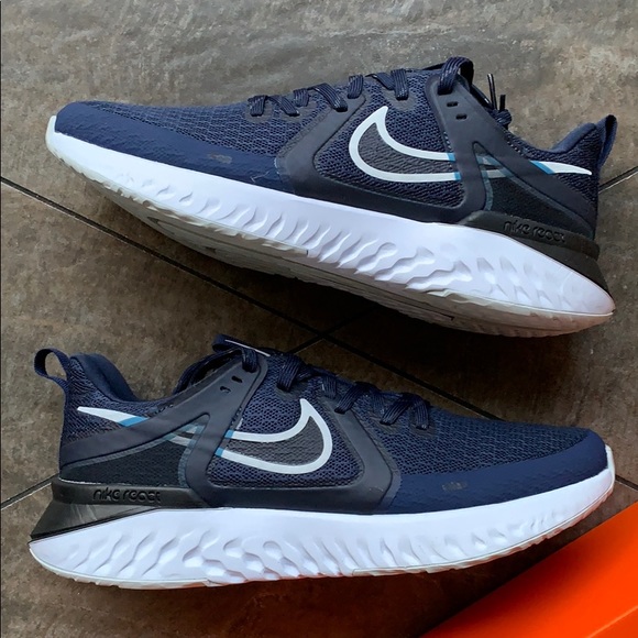 NIKE LEGEND REACT 2 midnight navy/pure platinum - Picture 14 of 16